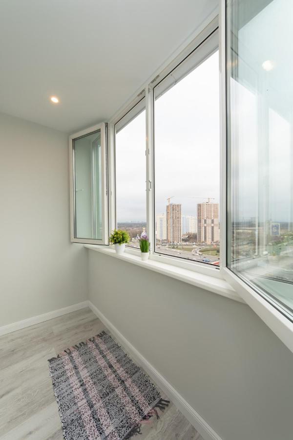Красивая 1 Комнатная Квартира С Балконом На Теремках 252 Kiev Exterior foto